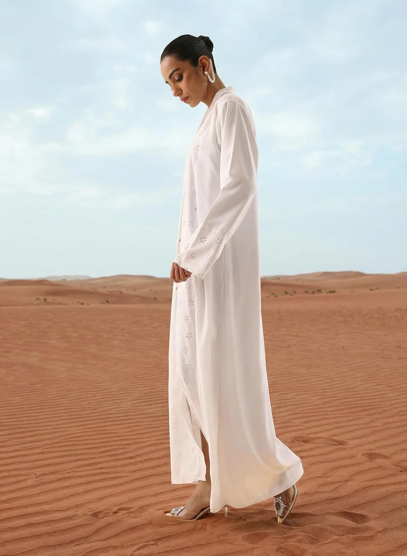 آي شين Off white Floral Laser Cut Abaya with Hijab